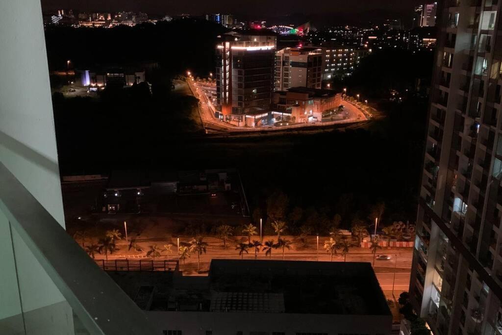 Cosy Studio Netflix Selfcheckin Cyberjaya 2 Екстериор снимка
